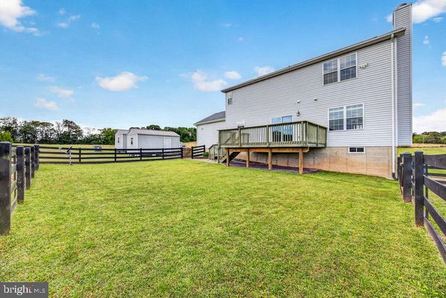 1234 CADENCE WAY, Midland, VA 22728