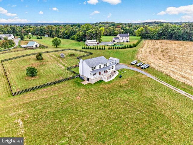 1234 CADENCE WAY, Midland, VA 22728