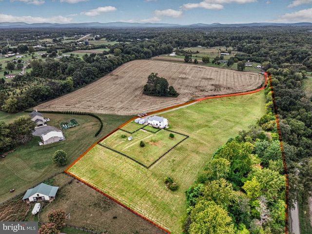 1234 CADENCE WAY, Midland, VA 22728