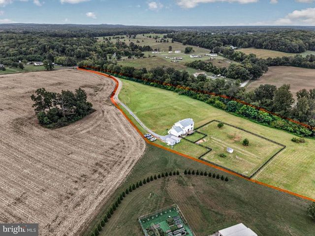 1234 CADENCE WAY, Midland, VA 22728