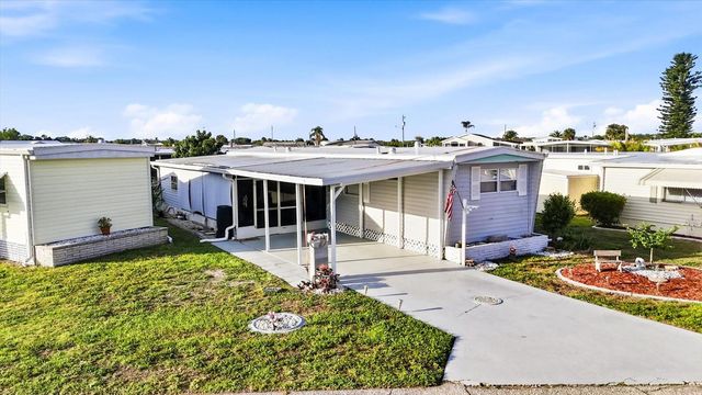 527 BLACKBURN BOULEVARD, North Port, FL 34287