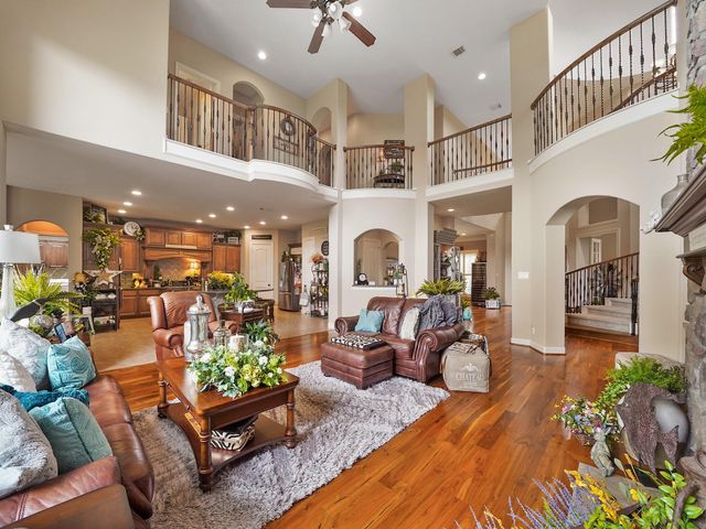 5923 Hawthorne Garden Way, Katy, TX 77494