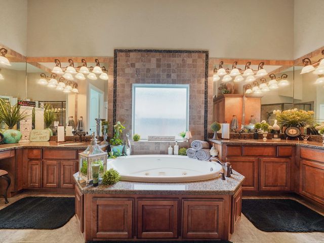 5923 Hawthorne Garden Way, Katy, TX 77494