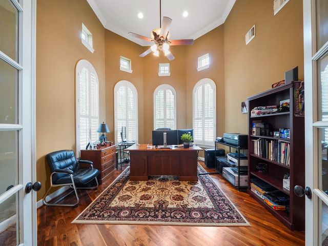 5923 Hawthorne Garden Way, Katy, TX 77494