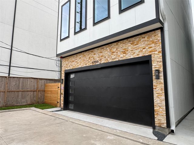 5705 Dolores Street A, Houston, TX 77057