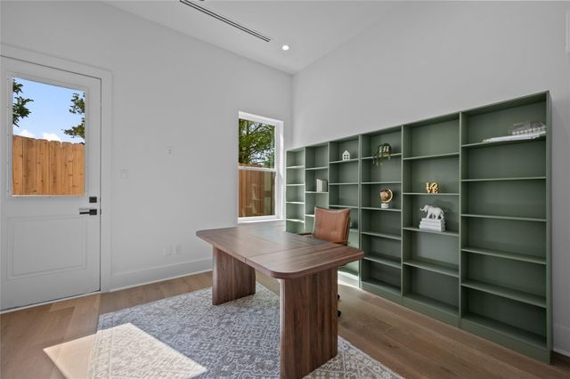 5705 Dolores Street A, Houston, TX 77057