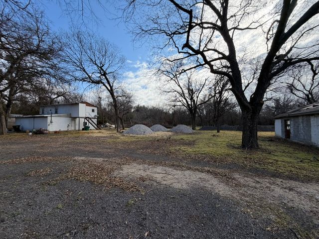 625 E Highway 199, Springtown, TX 76082
