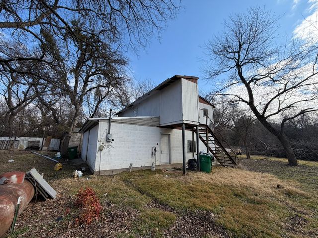 625 E Highway 199, Springtown, TX 76082