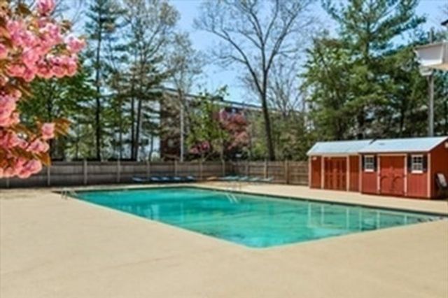 54 Fountain Ln 5, Weymouth, MA 02190