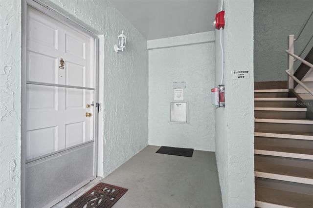 1706 BELLEAIR FOREST DRIVE 202, Belleair, FL 33756