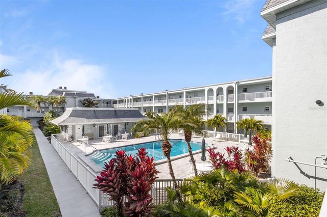 1706 BELLEAIR FOREST DRIVE 202, Belleair, FL 33756