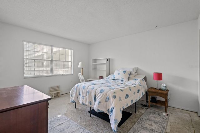 1706 BELLEAIR FOREST DRIVE 202, Belleair, FL 33756