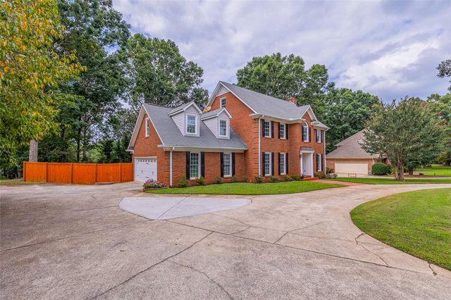 1012 Three Bridges Road, Easley, SC 29642