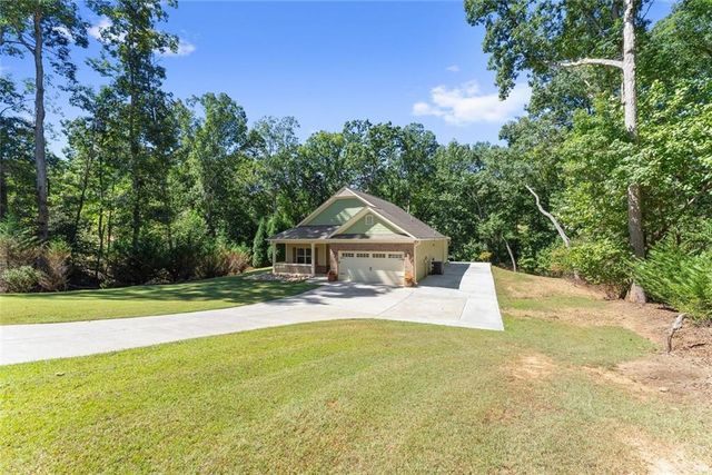 3588 Phoenix Cove Drive, Gainesville, GA 30506