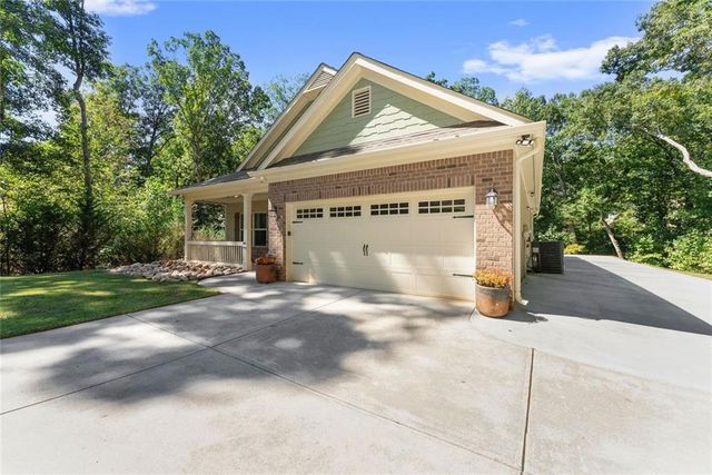 3588 Phoenix Cove Drive, Gainesville, GA 30506