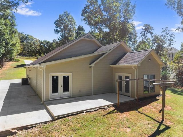 3588 Phoenix Cove Drive, Gainesville, GA 30506