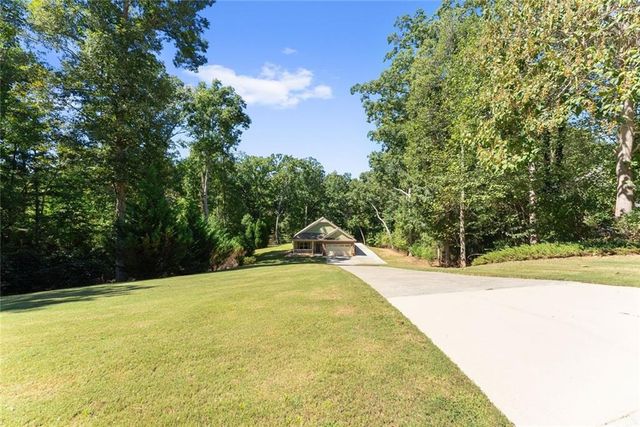 3588 Phoenix Cove Drive, Gainesville, GA 30506