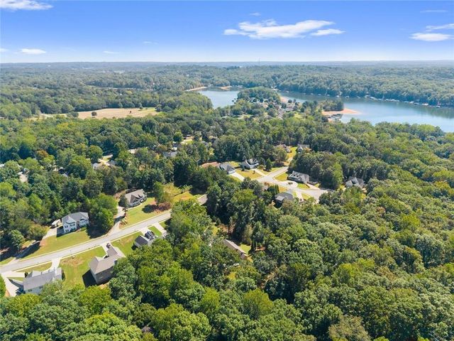3588 Phoenix Cove Drive, Gainesville, GA 30506