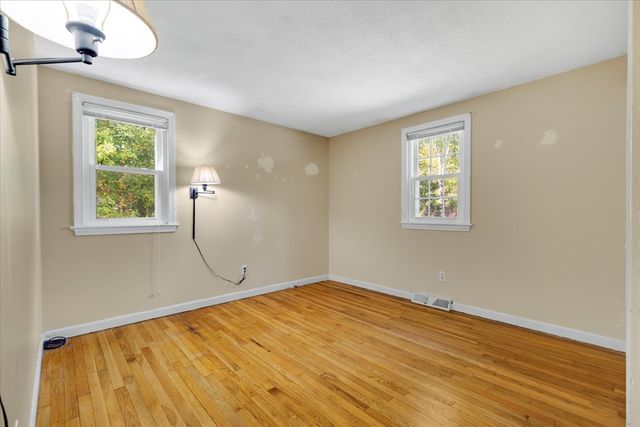 193 Farmersville Rd, Sandwich, MA 02563