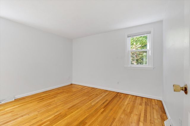 193 Farmersville Rd, Sandwich, MA 02563