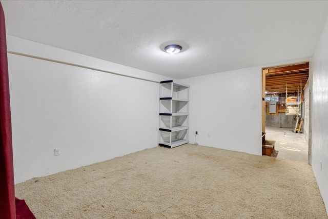 193 Farmersville Rd, Sandwich, MA 02563