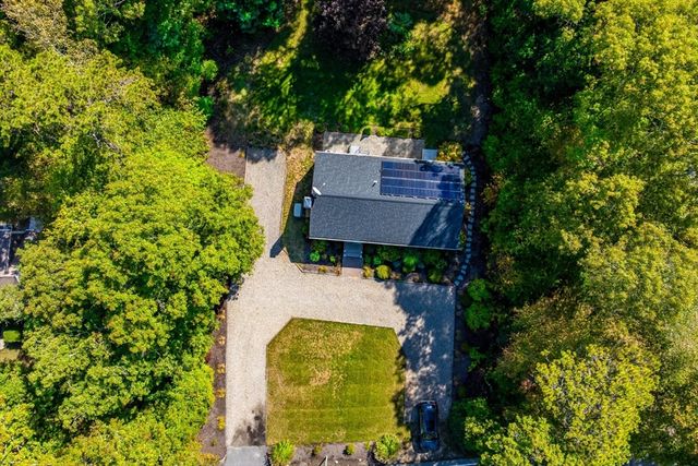 193 Farmersville Rd, Sandwich, MA 02563