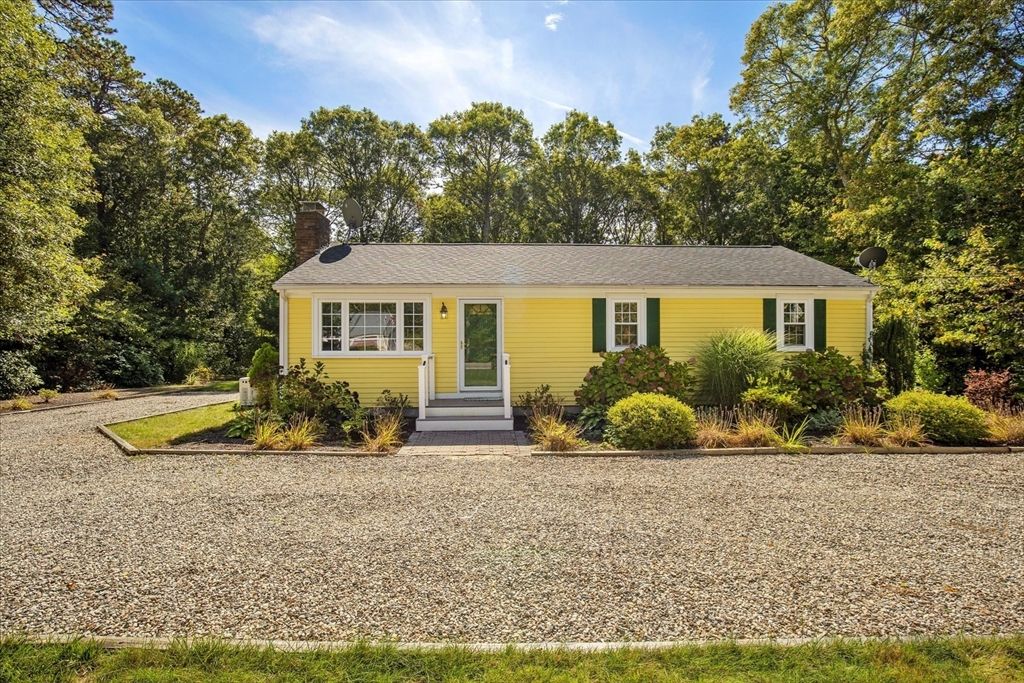 193 Farmersville Rd, Sandwich, MA 02563