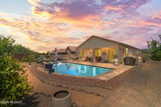 9050 N Wagon Spoke Court, Tucson, AZ 85742
