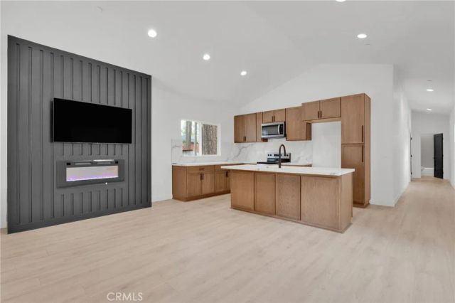 40166 Esterly, Big Bear Lake, CA 92315