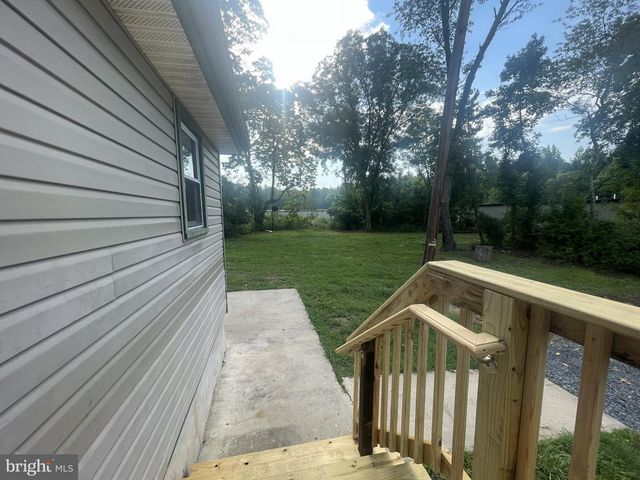 121 BUCK RD, Glassboro, NJ 08028