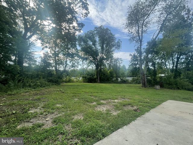 121 BUCK RD, Glassboro, NJ 08028