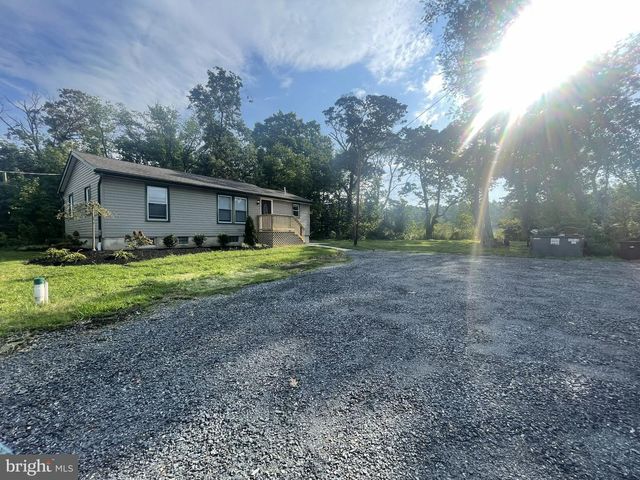 121 BUCK RD, Glassboro, NJ 08028