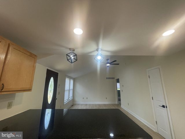 121 BUCK RD, Glassboro, NJ 08028