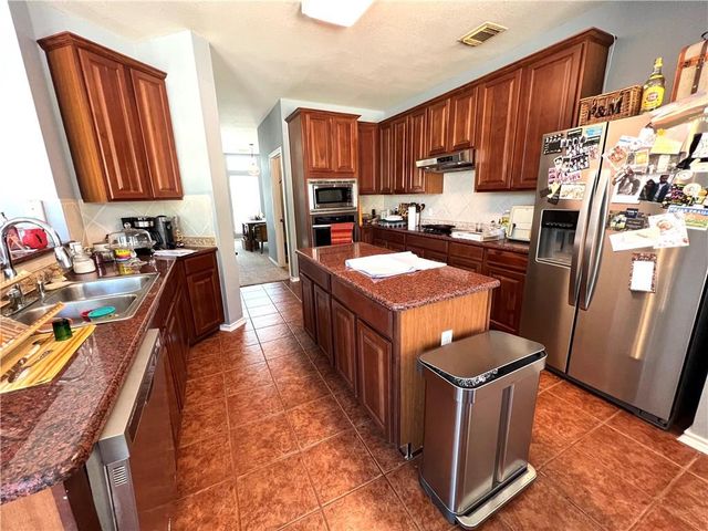 802 Stevenage DR, Pflugerville, TX 78660