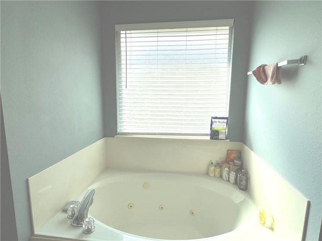 802 Stevenage DR, Pflugerville, TX 78660