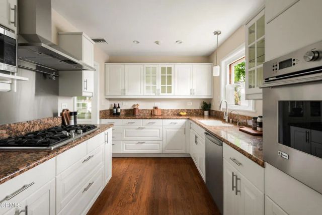 1873 N Harding Avenue, Altadena, CA 91001