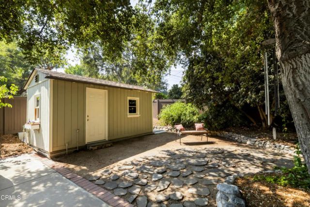 1873 N Harding Avenue, Altadena, CA 91001