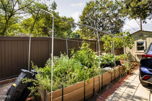 1873 N Harding Avenue, Altadena, CA 91001