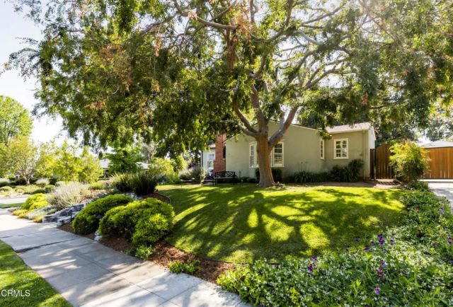 1873 N Harding Avenue, Altadena, CA 91001