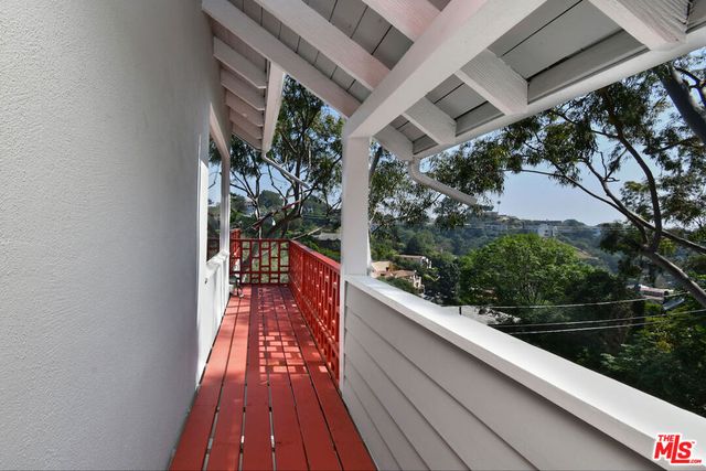 2882 Belden Drive, Los Angeles, CA 90068