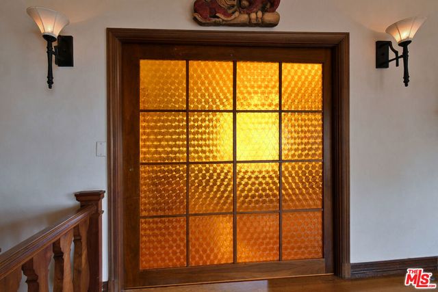 2882 Belden Drive, Los Angeles, CA 90068