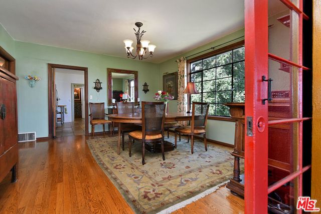 2882 Belden Drive, Los Angeles, CA 90068