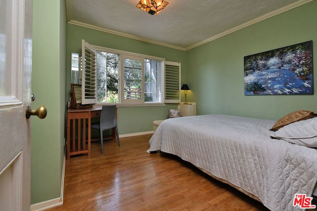 2882 Belden Drive, Los Angeles, CA 90068