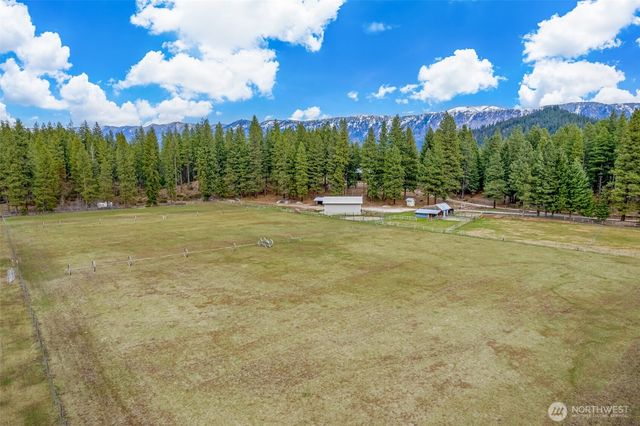 19374 Westside Dr, Leavenworth, WA 98826