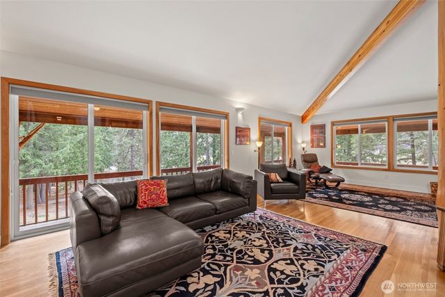 19374 Westside Dr, Leavenworth, WA 98826