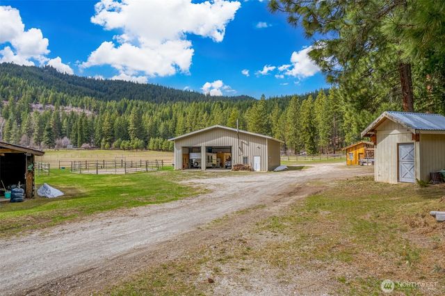 19374 Westside Dr, Leavenworth, WA 98826