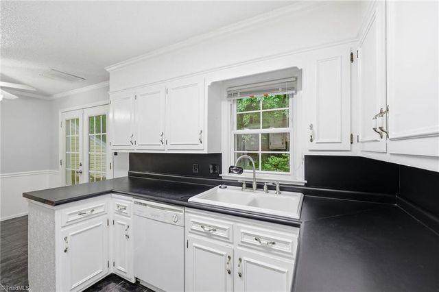 814 Baker Drive, Haw River, NC 27258