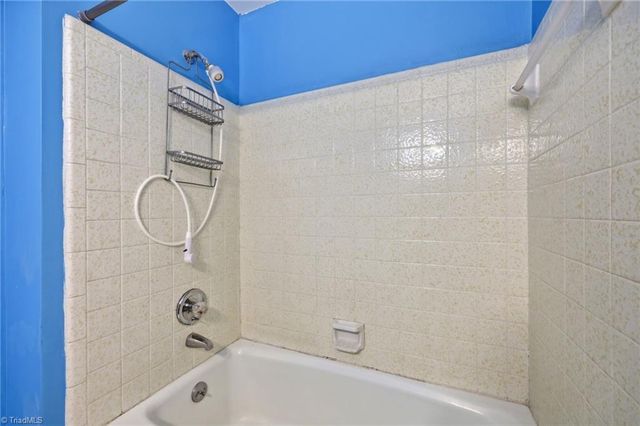 814 Baker Drive, Haw River, NC 27258