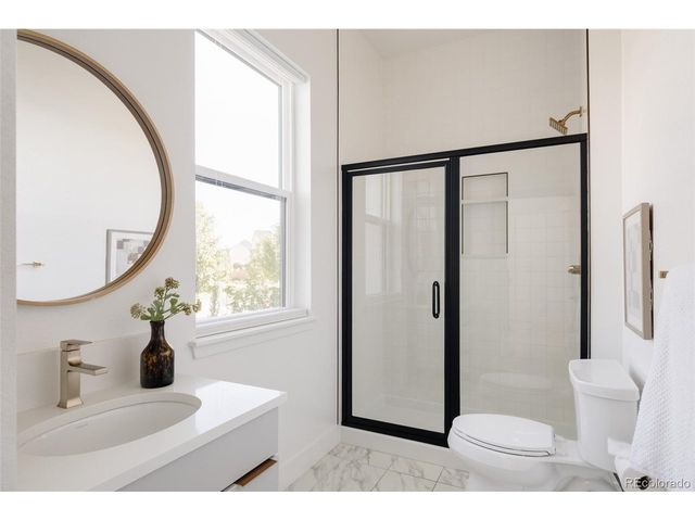 9963 E 63rd Pl, Denver, CO 80238