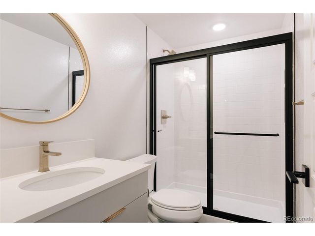 9963 E 63rd Pl, Denver, CO 80238